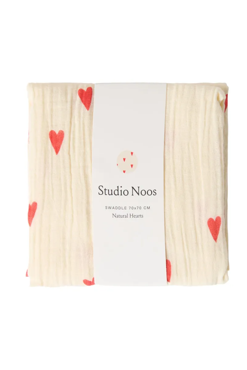 Swaddle Print Medium | Beige Hearts