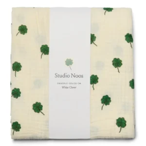 Swaddle Print Large | White Clover